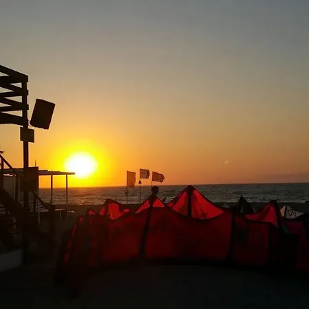 Ξενοδοχείο με διαμερίσματα Sea View Θεολόγος