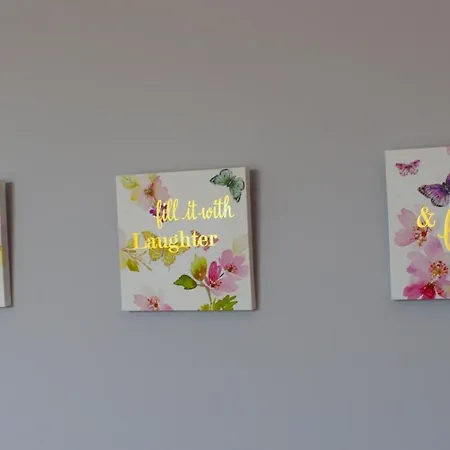 Ξενοδοχείο με διαμερίσματα Sea View Θεολόγος