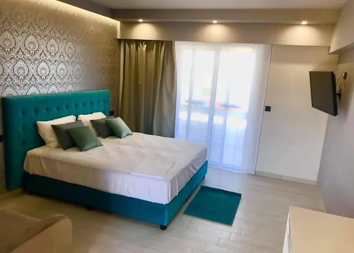 Sea View 3* Theológos