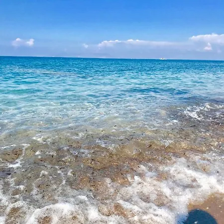 Sea View 3*
